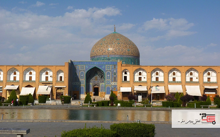 مرمت گنبد شیخ لطف‌الله اصفهان