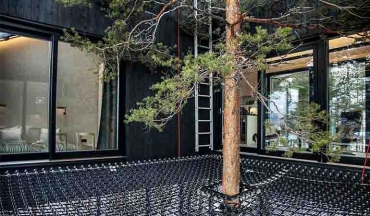 خانه درختی لوکس در سوئد